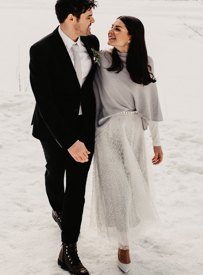 Winterhochzeit Brautkleid Rock mit Glitzer silber