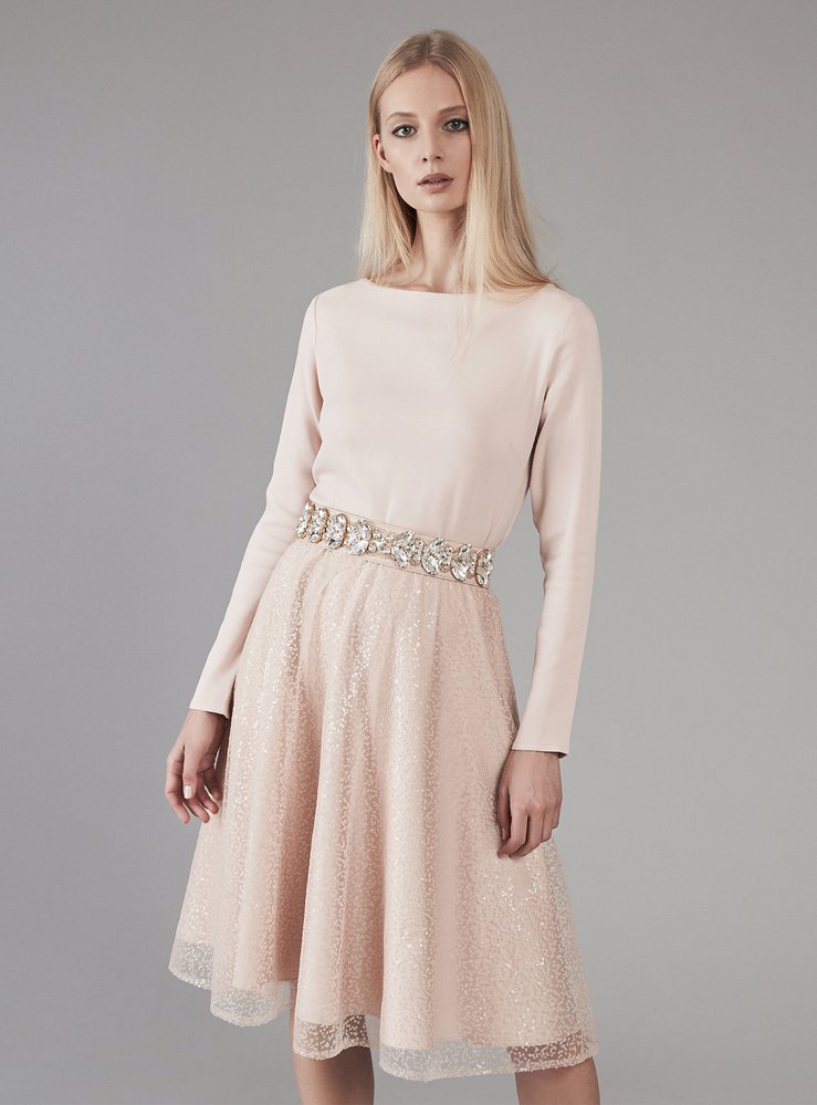 Cocktailkleider mit langen Ärmeln in rosa / Cocktailkleid online kaufen / Cocktailkleider Zürich